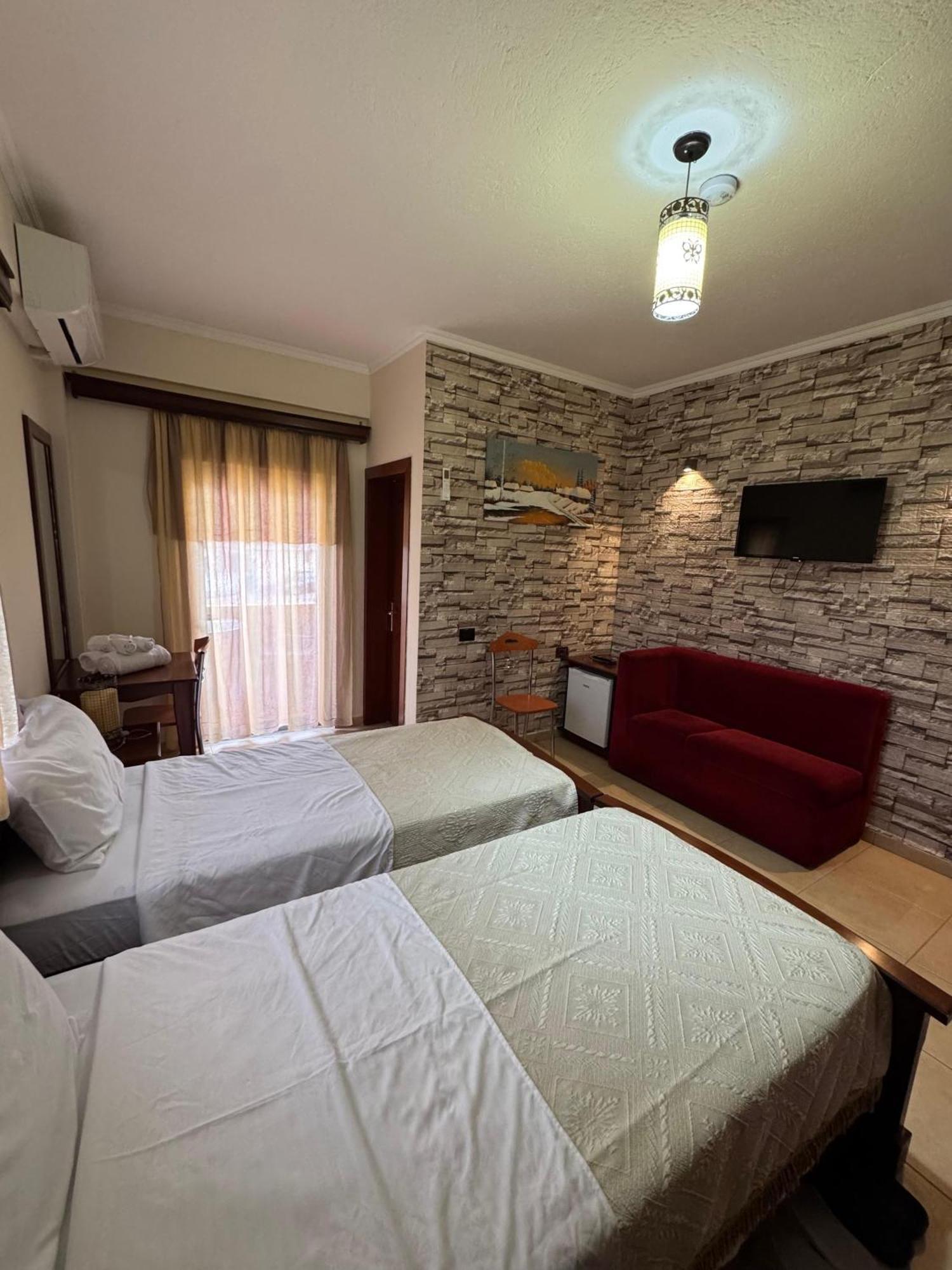 Hotel Restorant Leza Lini Extérieur photo